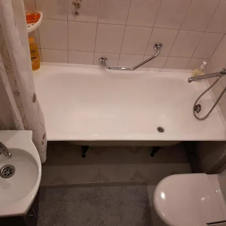 Comfy Bright In Old Town Your Perfect Location *